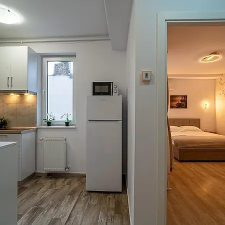 Апартаменты Stylish Near Parliament Palace & Cathedral - By Happy Guest Бухарест