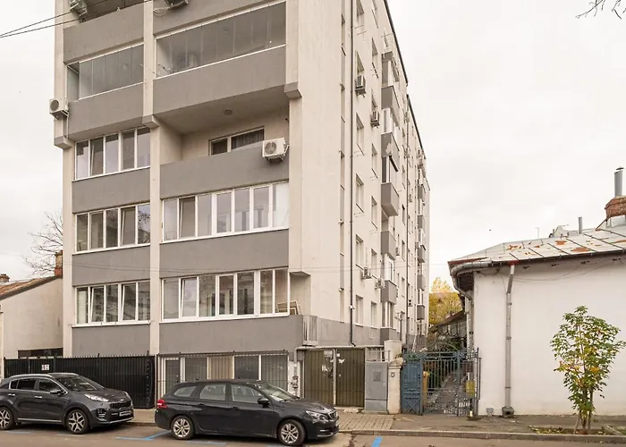 Stylish Near Parliament Palace & Cathedral - By Happy Guest Bucarest